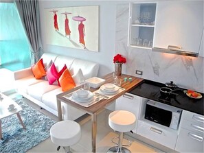Interior - Emerald Patong 1 bedroom Modern Apartment (Patong)
