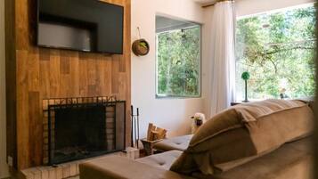 Chalé Master Vênus Com Banheira de Hidromassagem Dupla | Ropa de cama hipoalergénica, minibar, cortinas opacas y wifi gratis