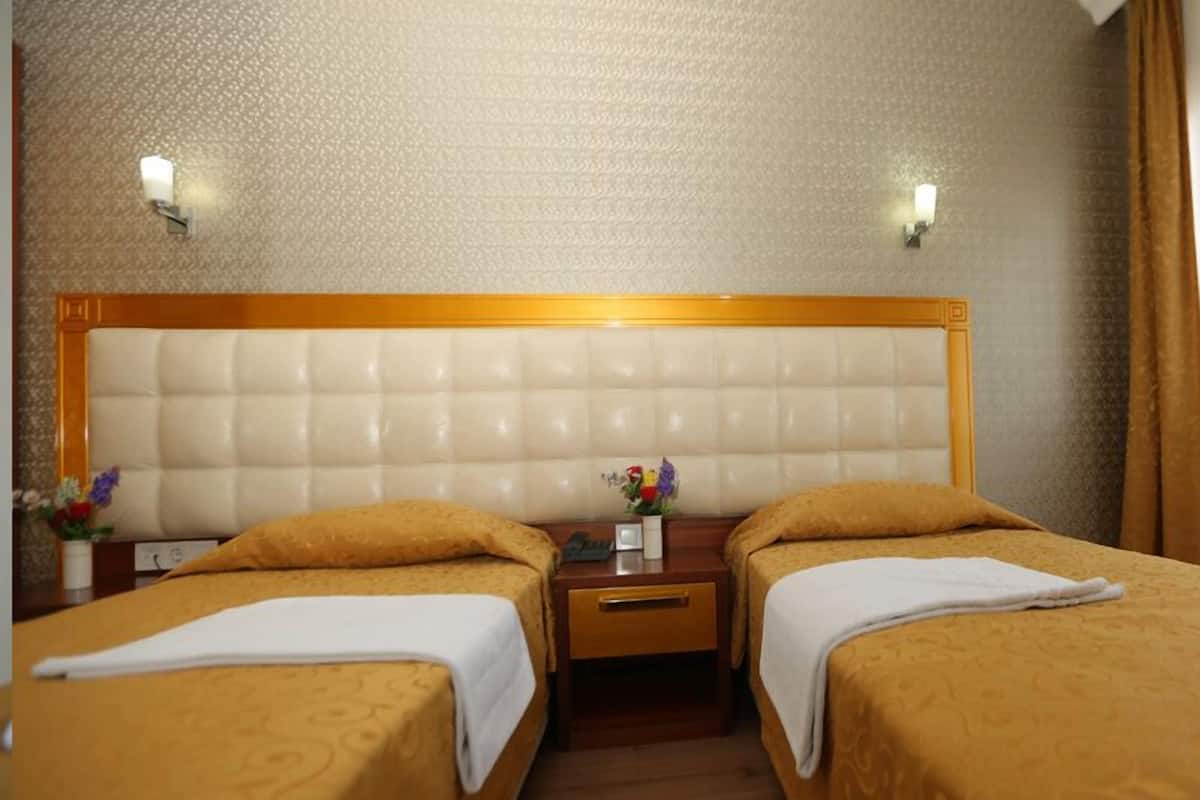 Chambre Familiale, 3 chambres, balcon, vue ville