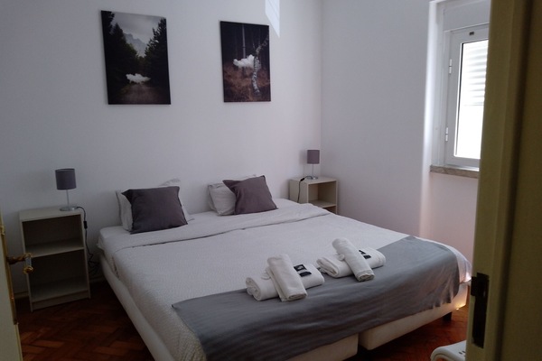 Comfort Apartment, 2 Bedrooms, City View | Laptop workspace, soundproofing, iron/ironing board, WiFi (free)