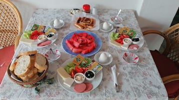 Breakfast meal