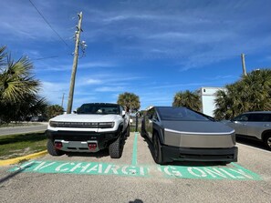 Exterior - Buccaneer Inn (St. George Island)