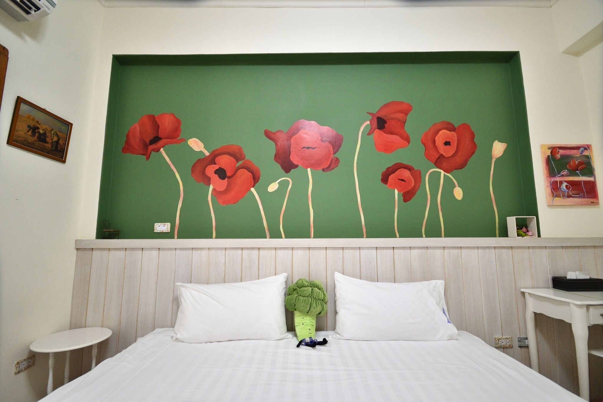 Standard Double or Twin Room | Desk, blackout curtains, rollaway beds, free WiFi