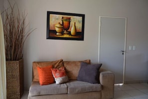TV 42-inch có truyền hình cáp 