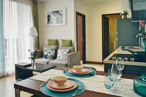 Apartment | In-room dining - Astra Condo (Chiang Mai)