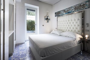 5 habitaciones, minibar y caja de seguridad en la habitación 