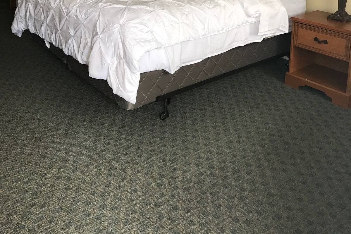 Room, 1 King Bed, Accessible, Non Smoking