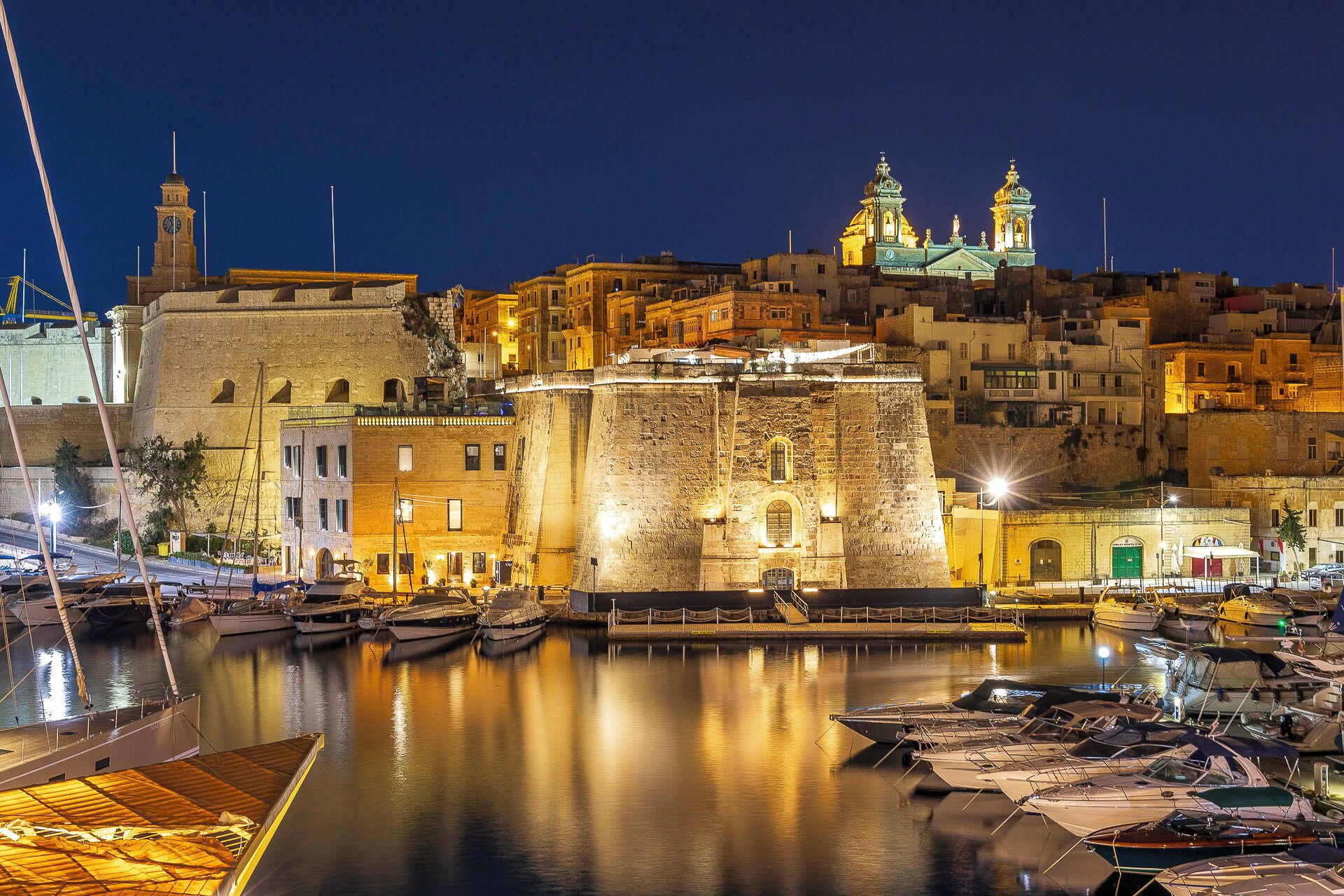 Photo - Cugo Gran Macina Malta