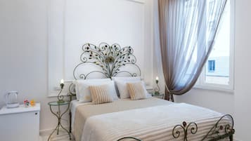 Habitación doble Premium, vista a la ciudad (Ferdinando Pio) | Ropa de cama de alta calidad y minibar
