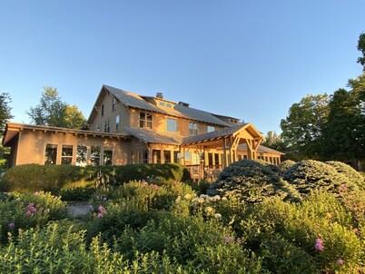 Peters Sunset Beach Resort