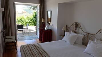 Décoration personnalisée, bureau, rideaux occultants