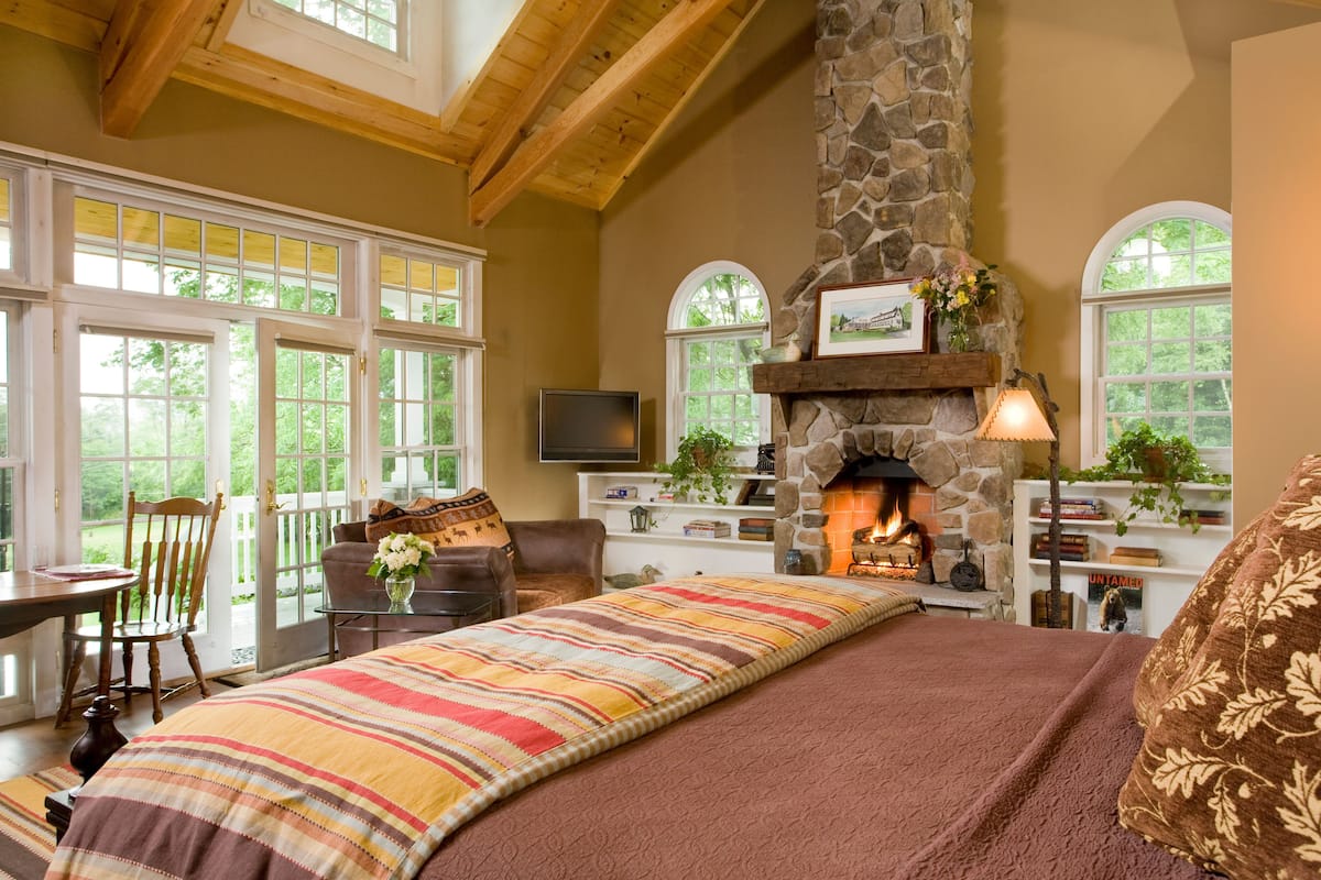 Premium bedding, individually decorated, individually furnished