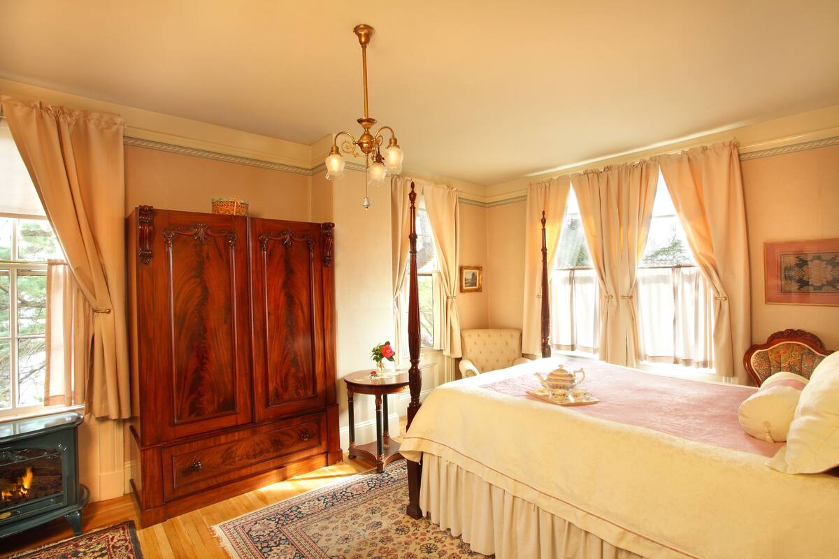 家庭客房, 2 間臥室, 私人浴室 (Family Suite) | 高級寢具、羽絨被、熨斗/熨衣板、免費無線上網