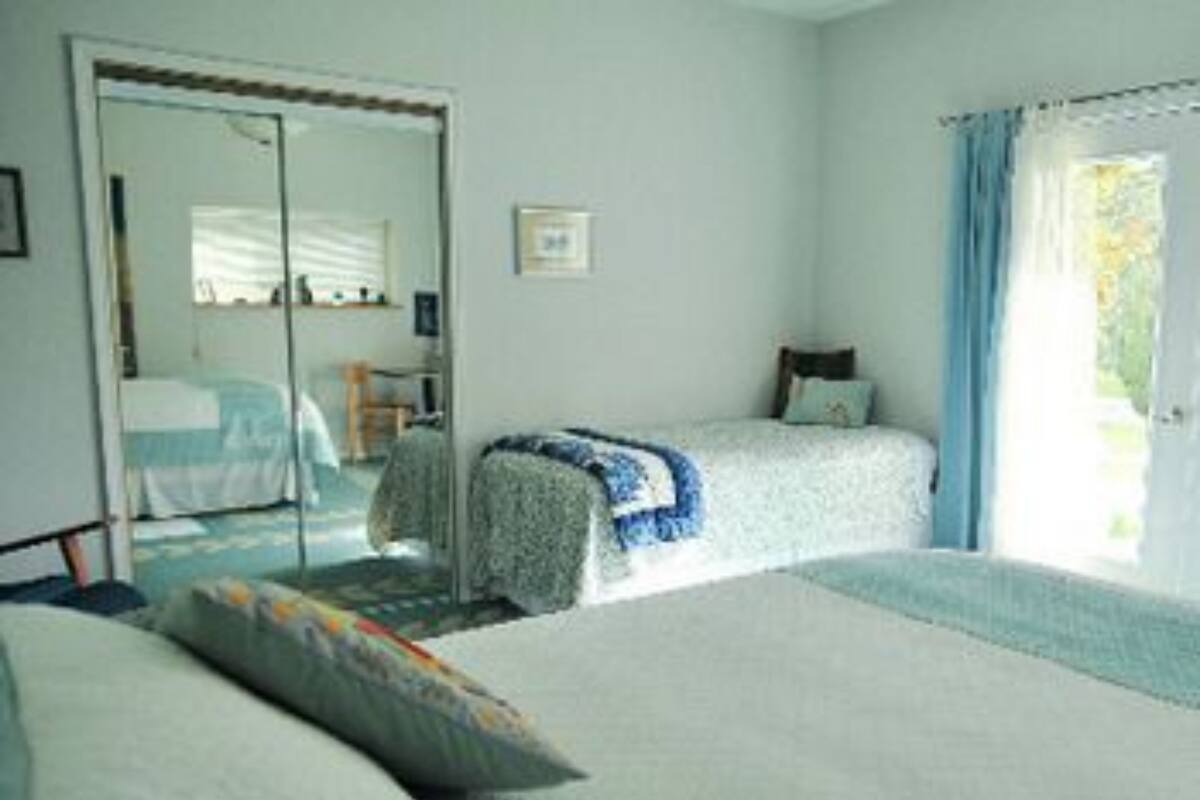 각각 다른 스타일의 인테리어, 각각 다르게 가구 비치, 무료 WiFi, 침대 시트