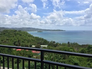 Appartement Signature, 2 chambres, 2 salles de bains, vue mer | Vue depuis le balcon