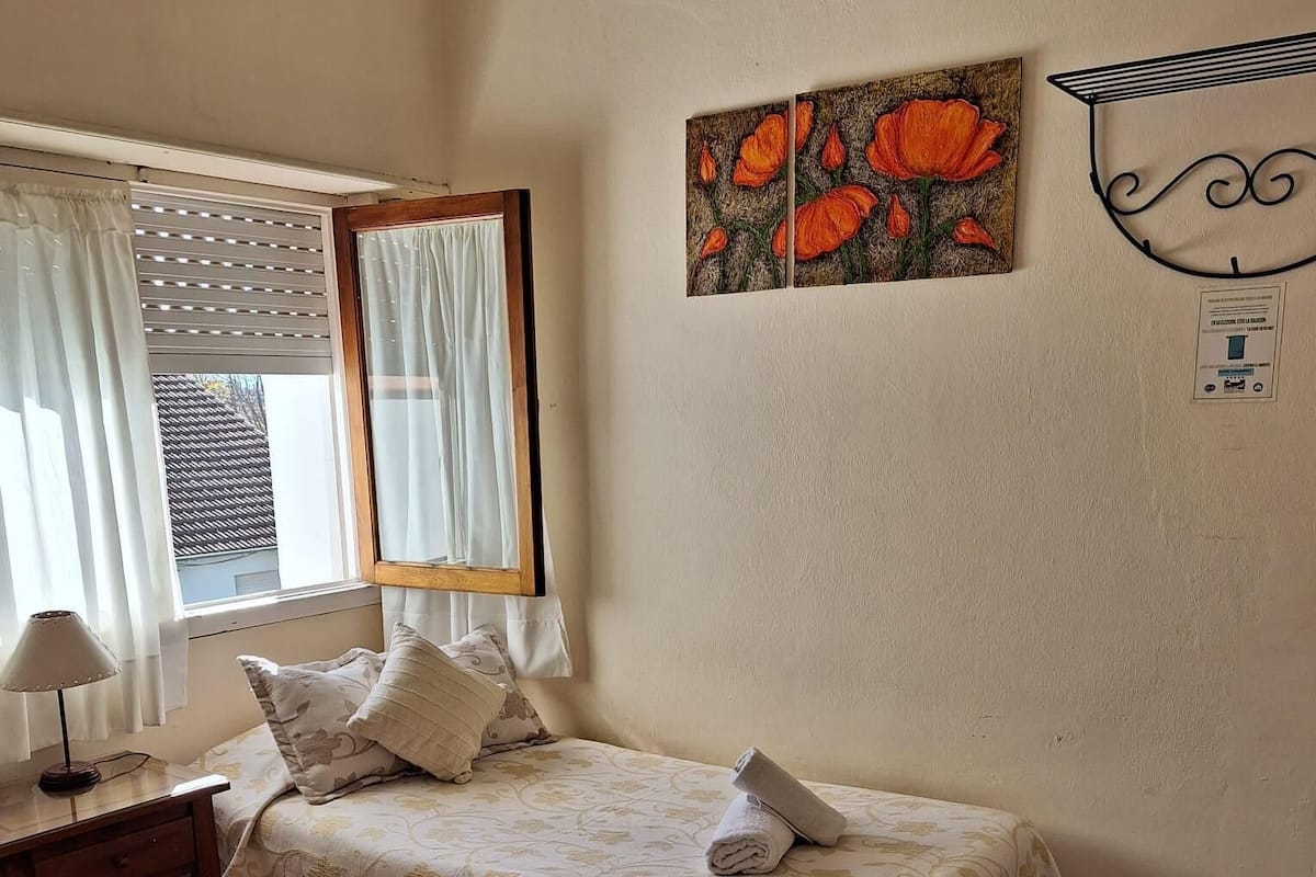 Caja de seguridad en la habitación, cunas gratuitas y camas extra