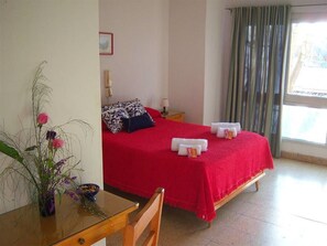 In-room safe, free cots/infant beds, rollaway beds, free WiFi - Hotel Turingia (Miramar)