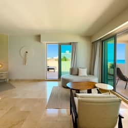 Grand Royal Suite Hot Tub Beachfront | 1 多间卧室、迷你吧(备有免费物品)、客房内保险箱、办公桌