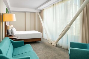 Junior Suite, 1 King Bed | Living area - Hilton Garden Inn Bucharest Old Town (Bucharest)