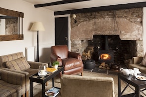 Interior - Tudor Farmhouse (Coleford)