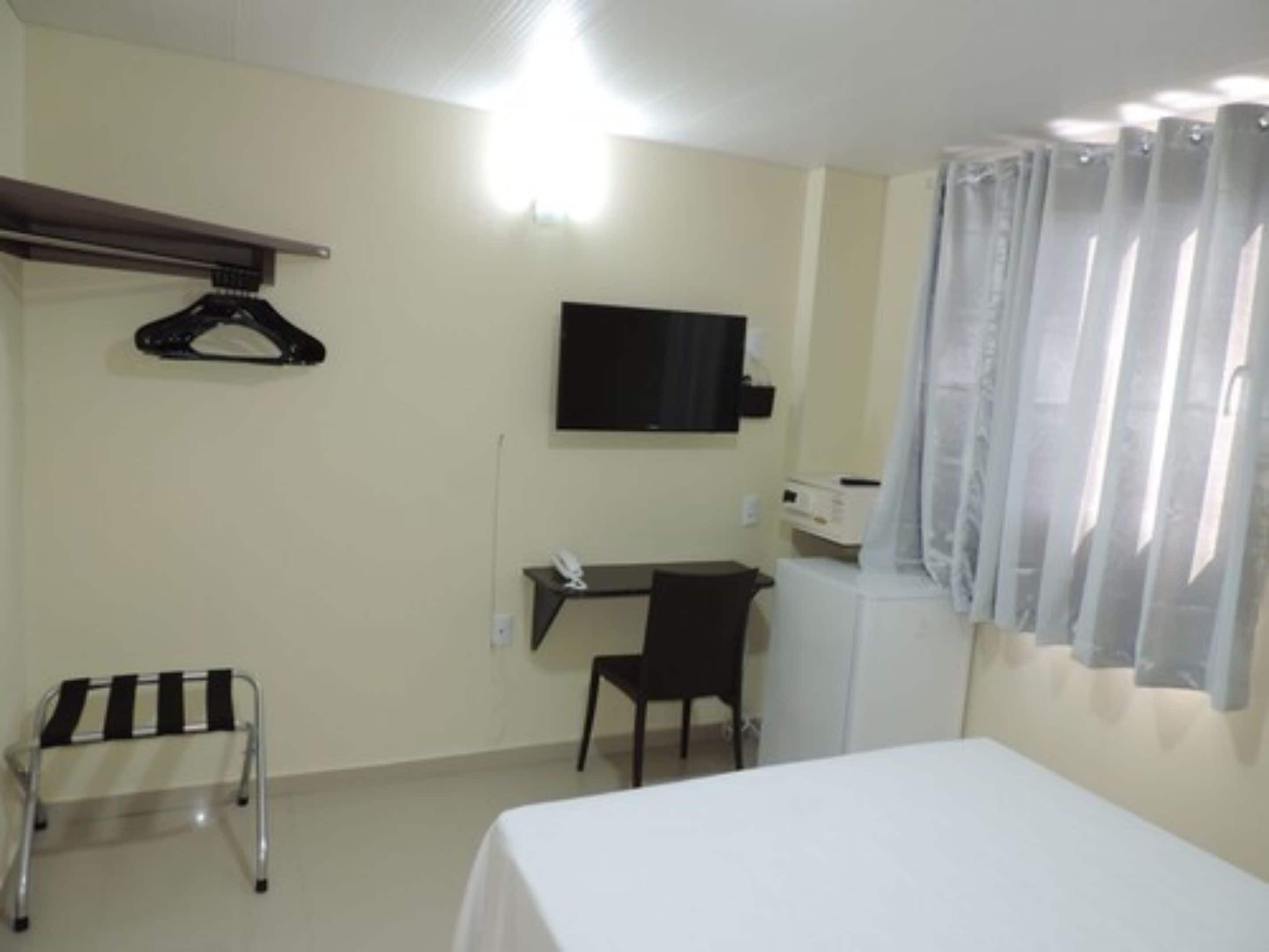 standard room | room amenity