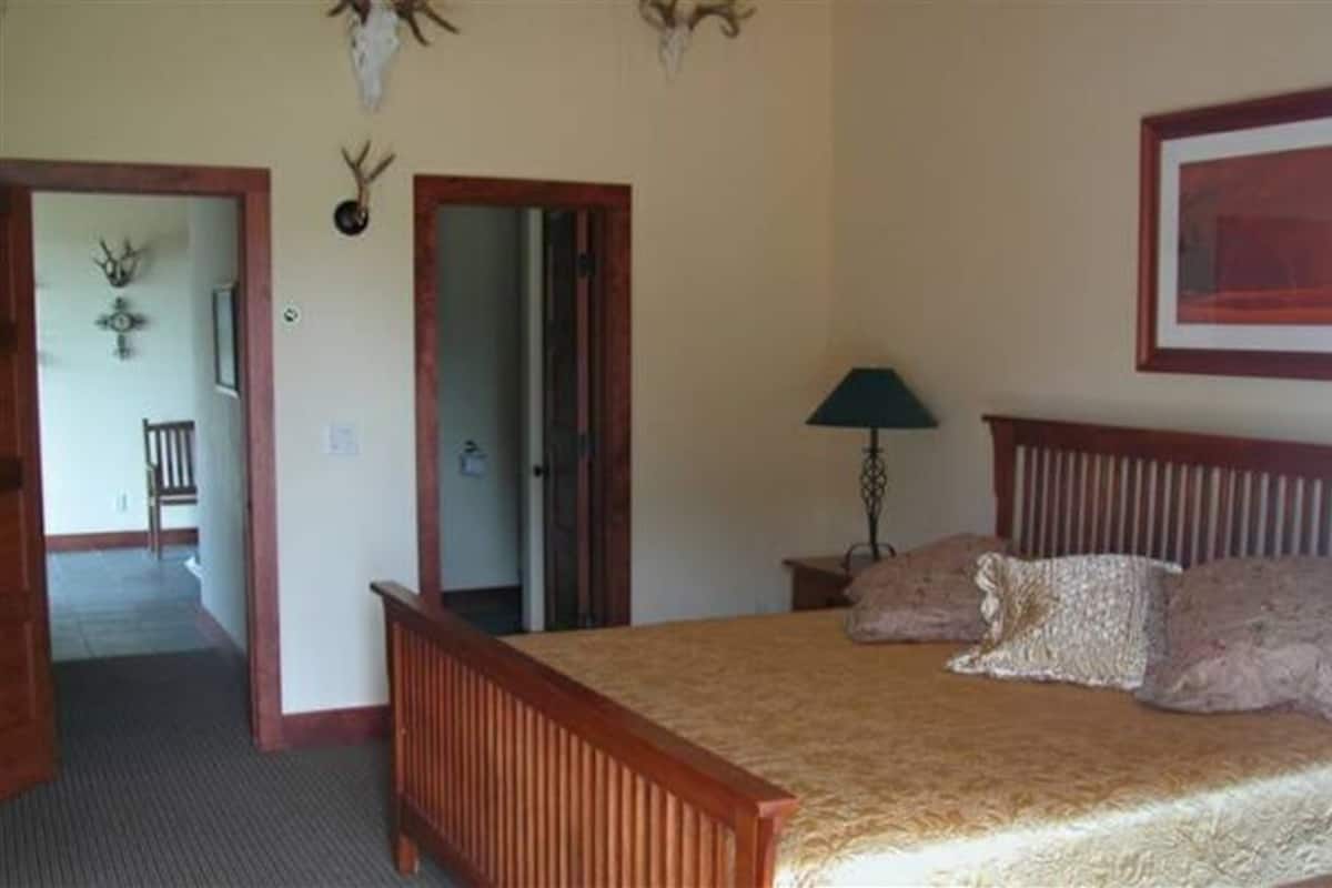 尊尚單人房, 1 張特大雙人床 | 隔音、免費 Wi-Fi、獨特設計、獨特裝修