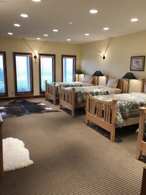 룸, 공용 욕실 | 각각 다른 스타일의 인테리어, 각각 다르게 가구 비치, 방음 설비, 무료 WiFi