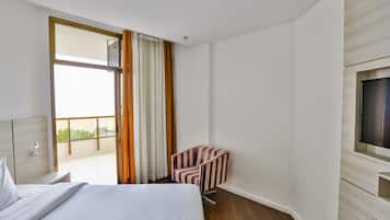 이그제큐티브 더블룸 | 객실 내 금고, 암막 커튼, 다리미/다리미판, 무료 WiFi