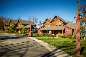 Front of property - Trappers Landing Lodge (Walker)