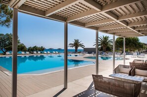 Indoor pool, outdoor pool