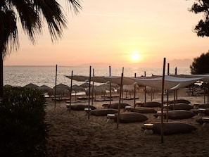 Private beach, beach volleyball - The Bay (Zakynthos)