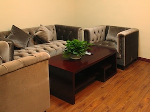 TV - GreenTree Inn HuaiAn University Town Science and Technology Avenue Hotel (Huai'an)