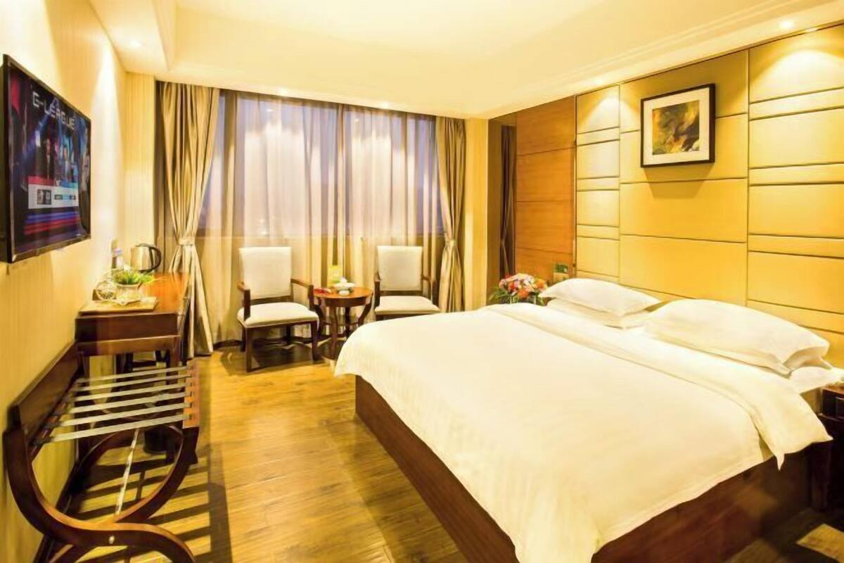In-room safe, blackout drapes, iron/ironing board (on request)