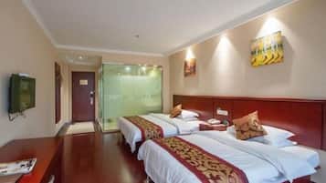 In-room safe, free WiFi