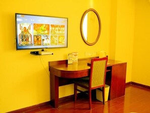 Unclassified image, 2 of 55, button