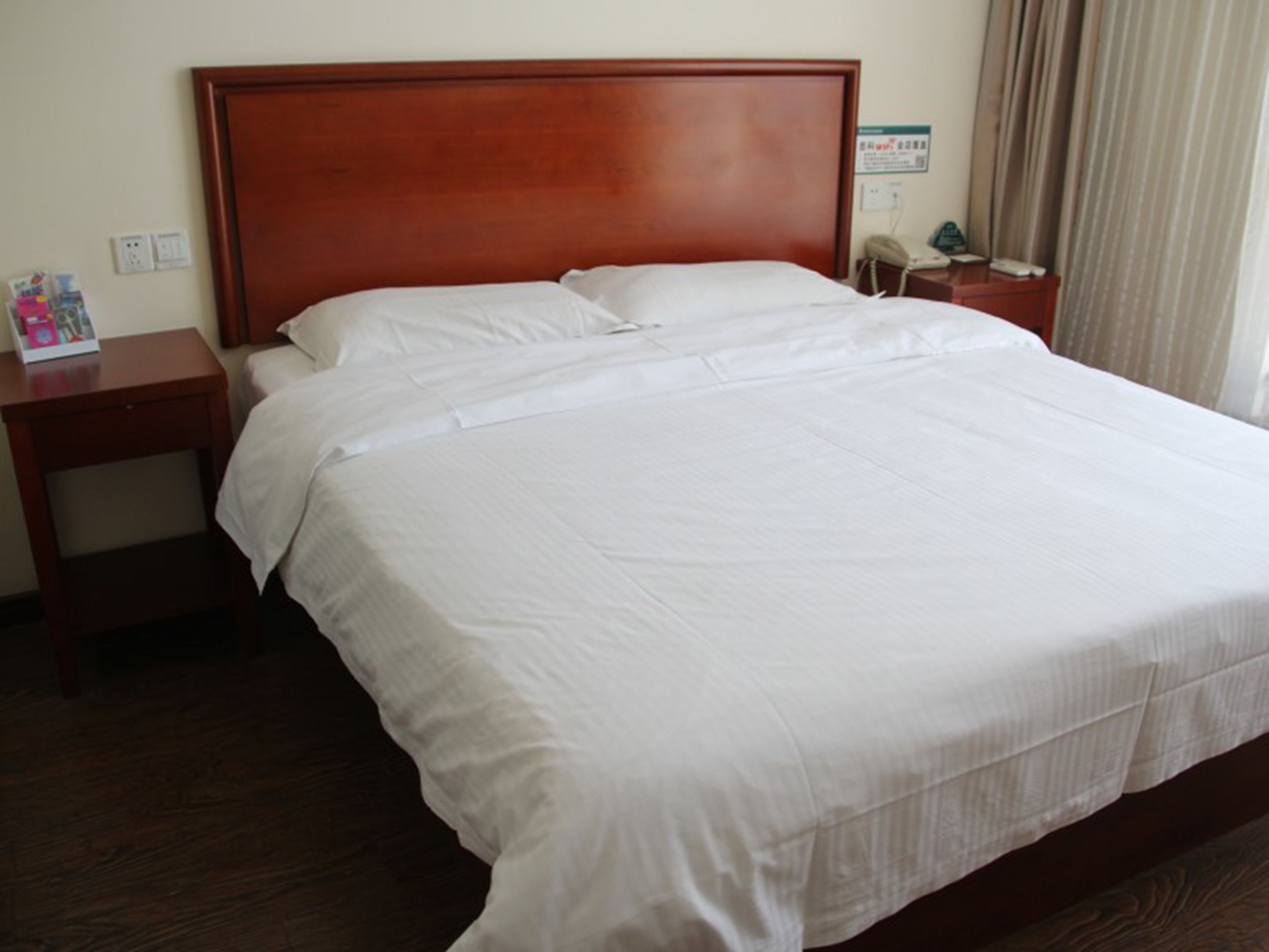 double room | in-room safe, blackout curtains, iron/ironing board, free wifi