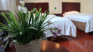 Cortinas blackout, tabla de planchar con plancha y wifi gratis