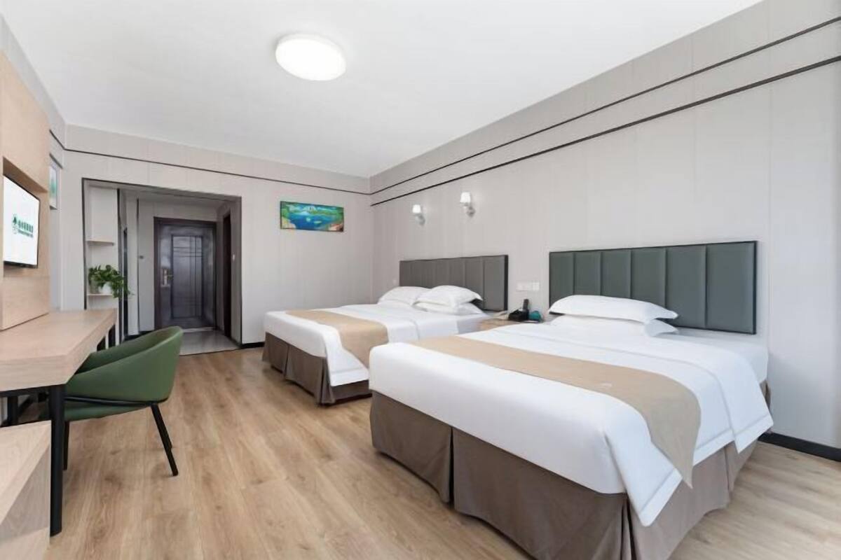 Blackout curtains, iron/ironing board, free WiFi