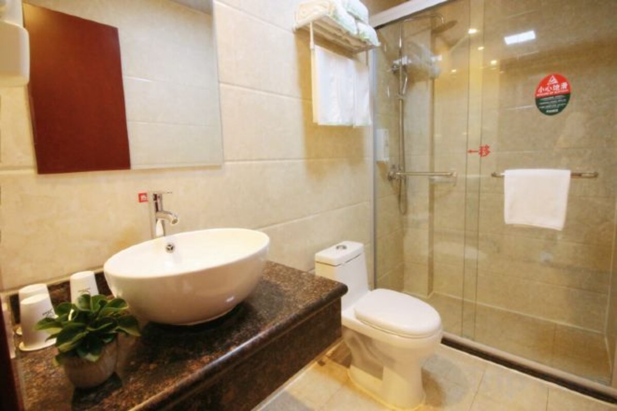 Shower, hair dryer