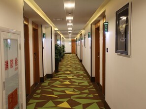 Hallway - Vatica ZaoZhuang TengZhou Railway Station Hotel (Zaozhuang)