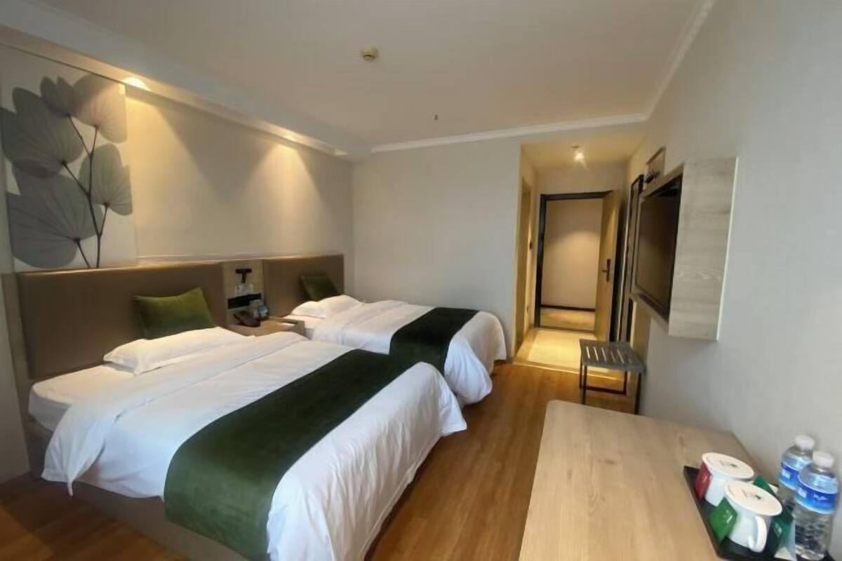 Blackout curtains, iron/ironing board, free WiFi