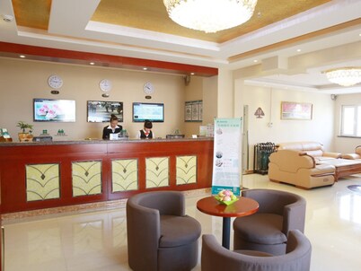 GreenTree Inn Bole Wanxianghui Express Hotel