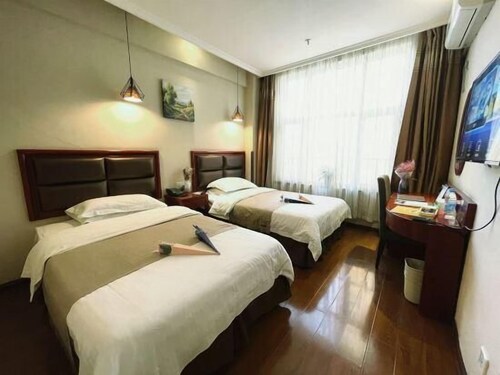 GreenTree Inn Bole Wanxianghui Express Hotel