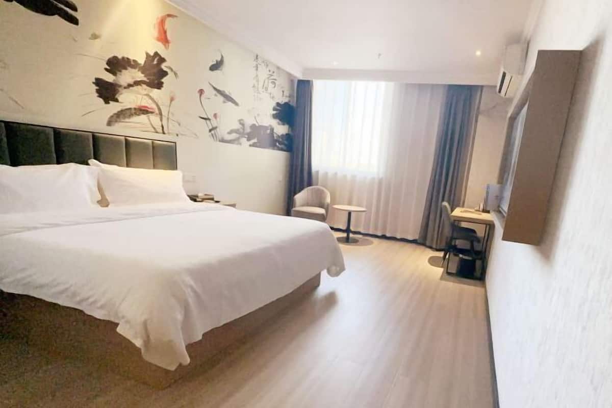 In-room safe, blackout drapes, iron/ironing board, free WiFi