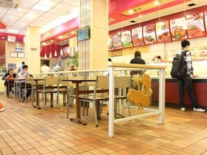 用餐