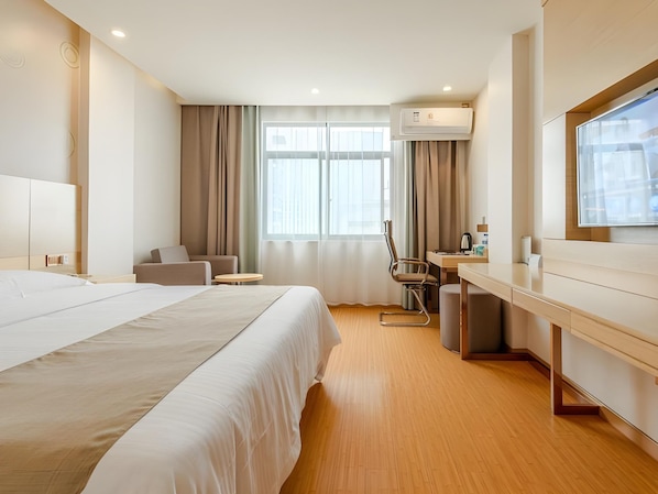 Blackout curtains, iron/ironing board, free WiFi - GreenTree Inn Liuan Huoshan County Yingjia Avenue Hotel (Lu'an)