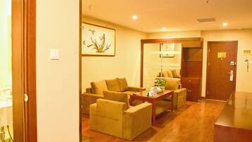 Cortinas blackout, tabla de planchar con plancha y wifi gratis