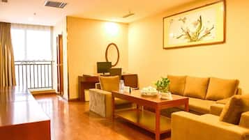 Blackout curtains, iron/ironing board, free WiFi