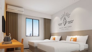 A hotel room with two beds, a desk, and a large window with a city view. - Greentree Inn Shanghai Minhang District Jiangyue Road Ent Hospital Express Hotel (Shanghai)