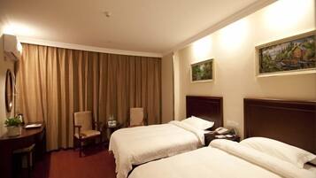 In-room safe, free WiFi